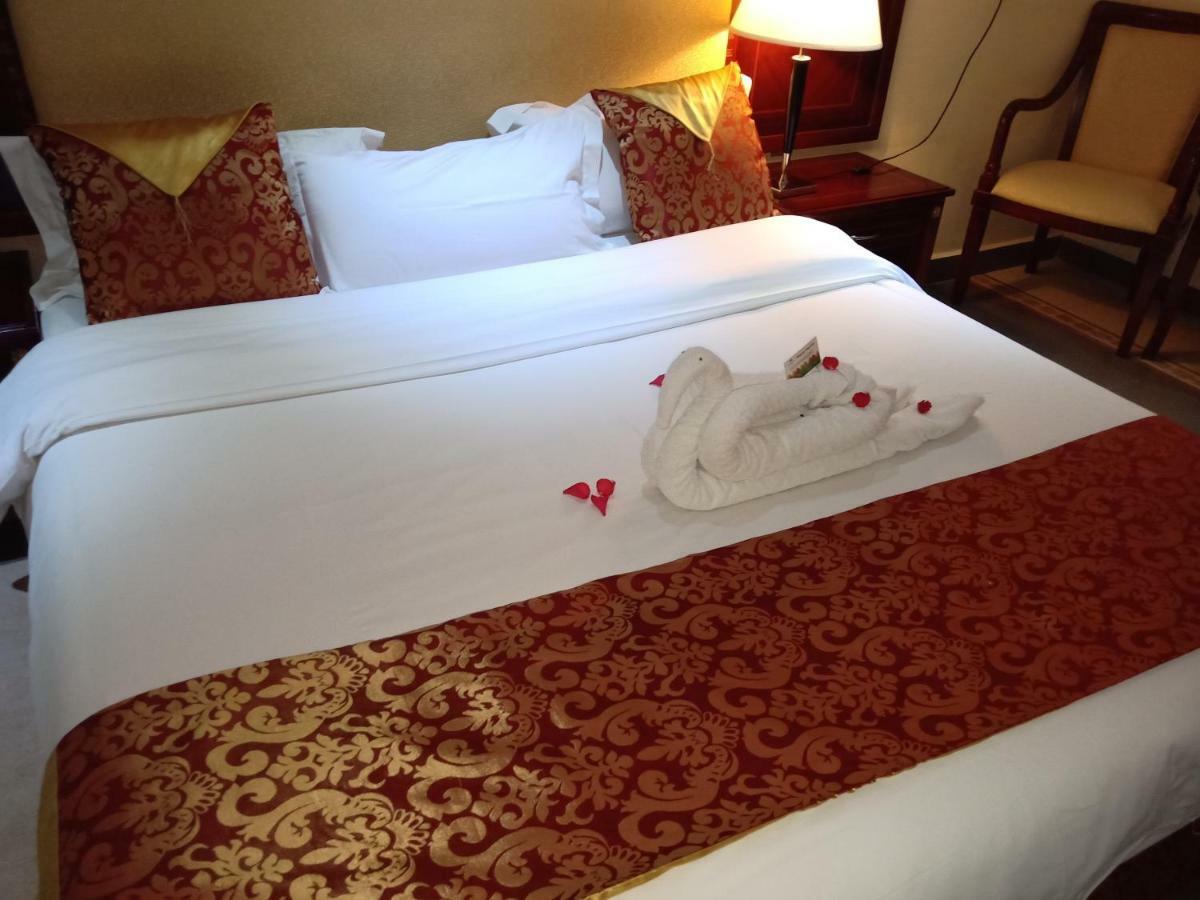 Falcon Heights Hotel Nanyuki Dış mekan fotoğraf