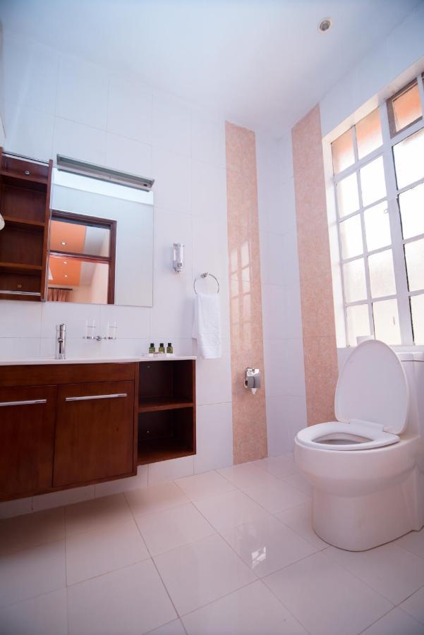 Falcon Heights Hotel Nanyuki Dış mekan fotoğraf