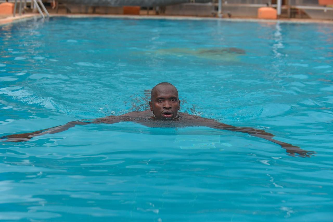 Falcon Heights Hotel Nanyuki Dış mekan fotoğraf