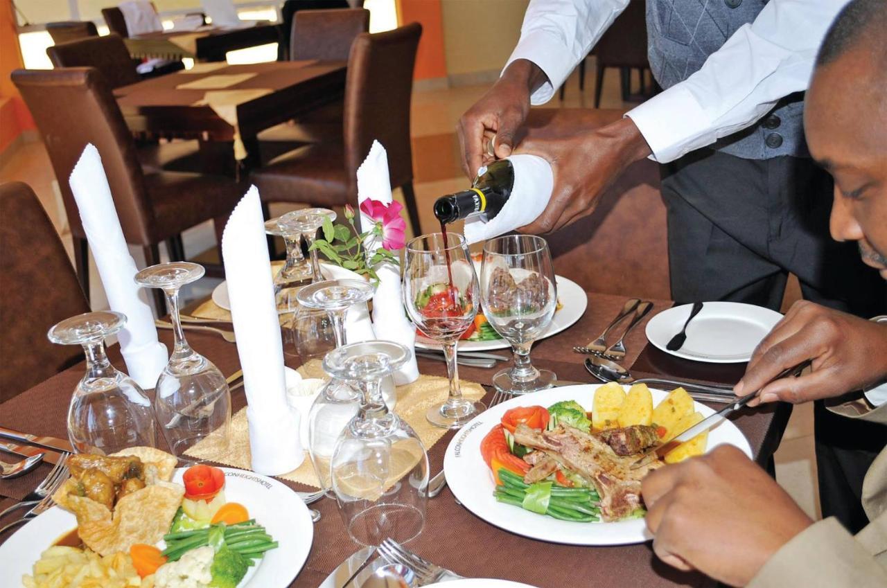 Falcon Heights Hotel Nanyuki Dış mekan fotoğraf