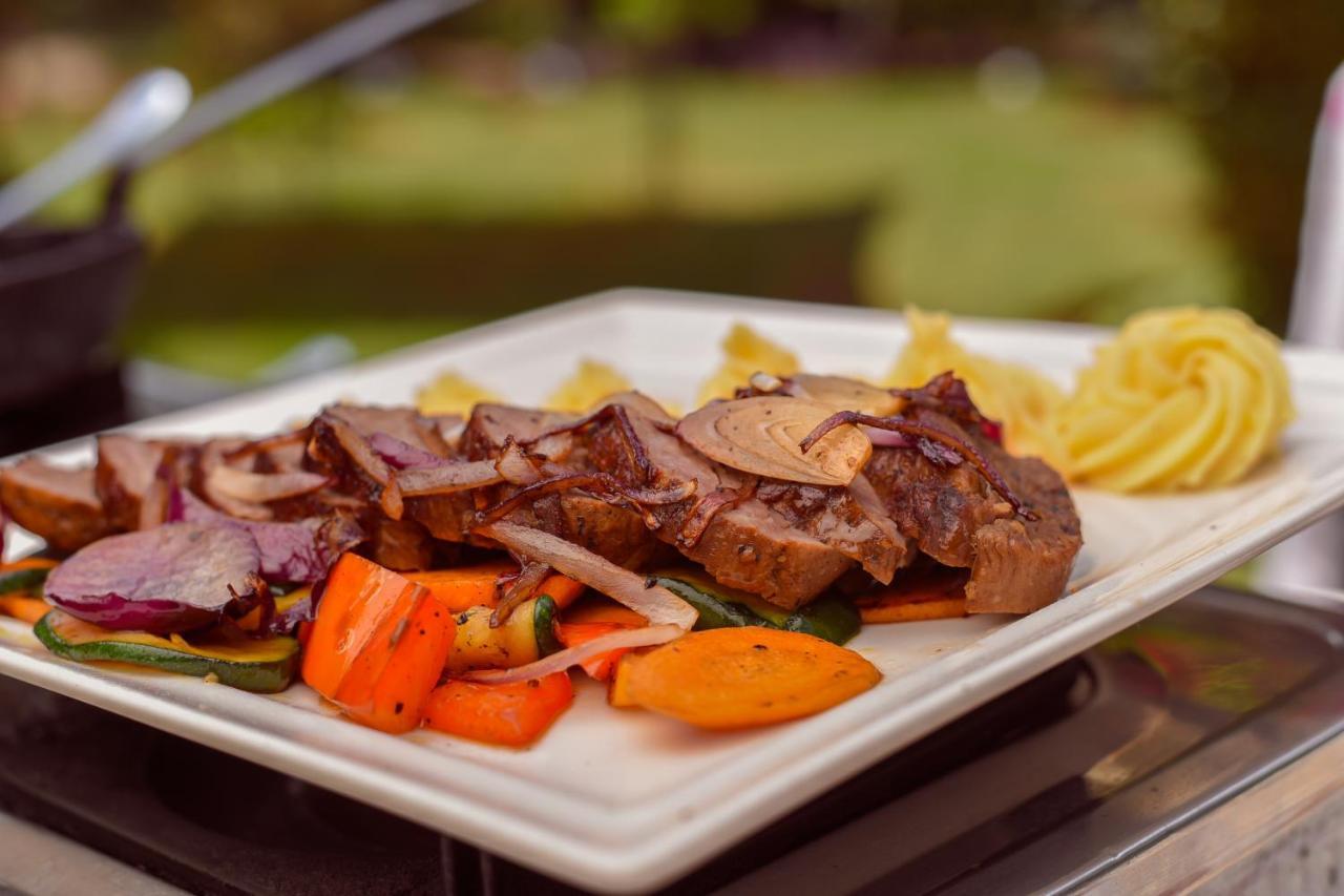 Falcon Heights Hotel Nanyuki Dış mekan fotoğraf