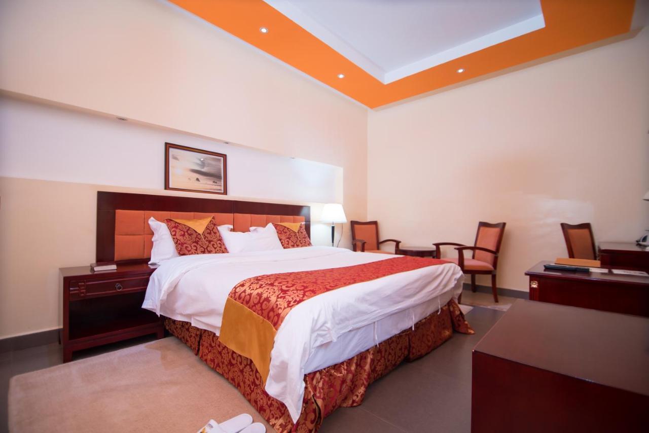 Falcon Heights Hotel Nanyuki Dış mekan fotoğraf